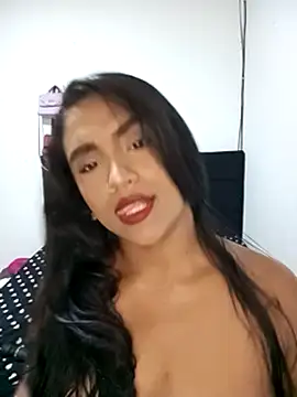 victoria roussee online show from 03/02/25, 10:59