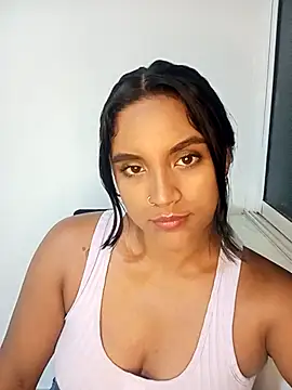 victoria roussee online show from 03/04/25, 06:04