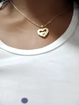 victoria roussee online show from 03/09/25, 11:25