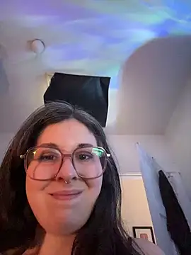 Snapshot of Rosiee69_ chatting on 03/05/25, 09:15 Rosiee69  online show from 03/05/25, 09:15