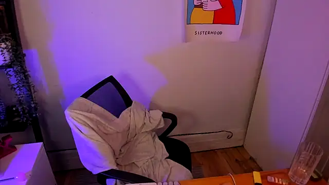 Rosiee69  online show from 04/03/26, 04:16