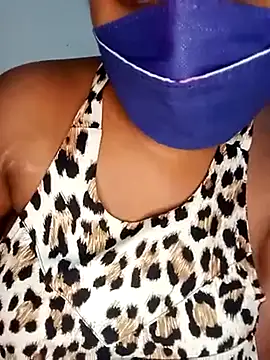 Crazy Dilu online show from 03/11/25, 09:24