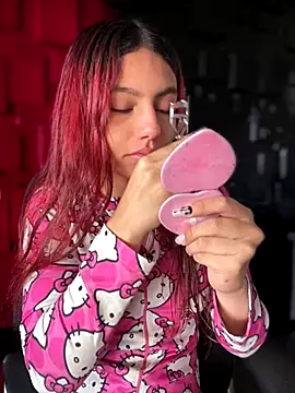 Emily-teen online show from 11/04/25, 01:43