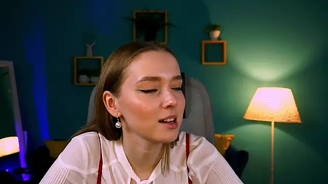 JenniferGraces online show from 03/15/25, 10:44