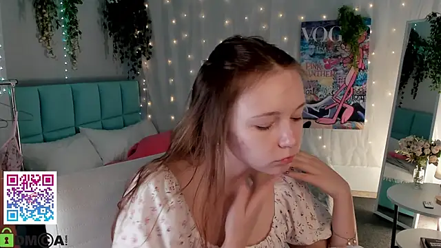 boozekirs  online show from 07/07/26, 02:58