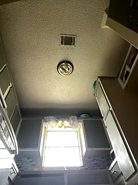 HTXBELLE online show from 12/14/25, 04:34