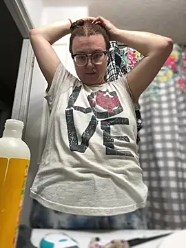 HTXBELLE online show from 03/15/26, 12:11