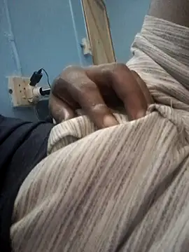  RapElani-2290 online show from 02/19/25, 03:49