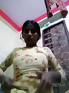 Snapshot of SEXY-boudi43 chatting on 03/03/25, 11:44 SEXY-boudi43 online show from 03/03/25, 11:44