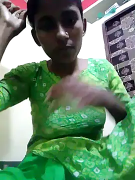 Snapshot of SEXY-boudi43 chatting on 03/08/25, 12:30 SEXY-boudi43 online show from 03/08/25, 12:30