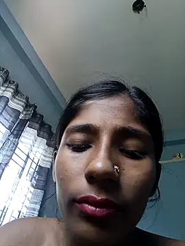 Snapshot of SEXY-boudi43 chatting on 10/24/25, 03:58 SEXY-boudi43 online show from 10/24/25, 03:58