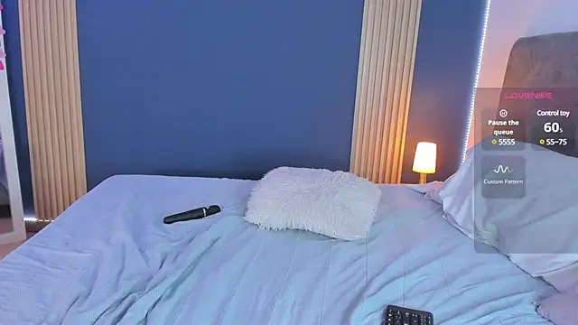 AbellaFox  online show from 02/25/25, 10:15