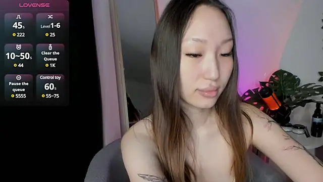 Christine Carlson online show from 03/07/25, 08:44