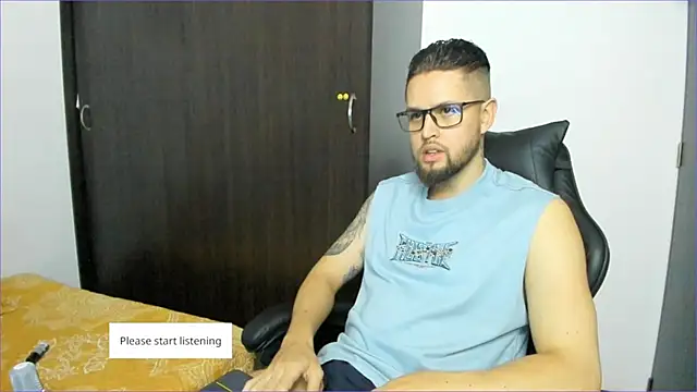 Snapshot of bastianwatson10 chatting on 11/04/25, 04:17 bastianwatson10 online show from 11/04/25, 04:17