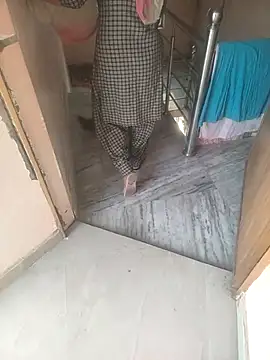 indian couple4 online show from 11/23/25, 03:28