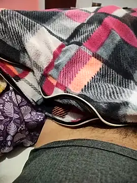 indian couple4 online show from 12/21/25, 05:09