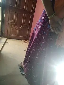 indian couple4 online show from 04/27/26, 02:42