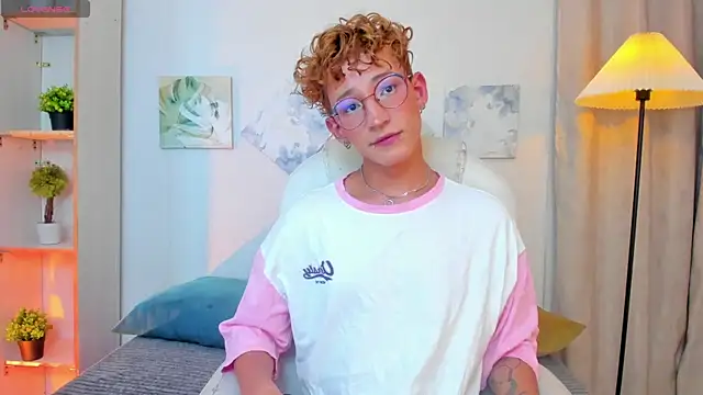 iiangel  online show from 01/14/26, 03:23