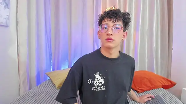 iiangel  online show from 02/28/26, 03:51