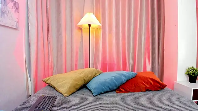 iiangel  online show from 03/04/26, 03:34