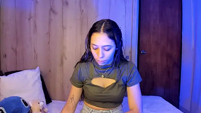 TANIA 06 online show from 04/22/26, 01:12