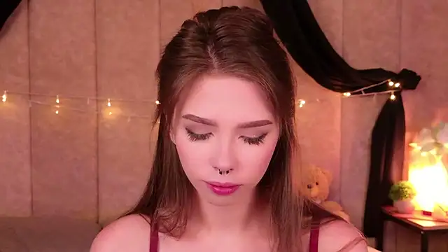 Sierra Fane online show from 09/22/25, 05:53