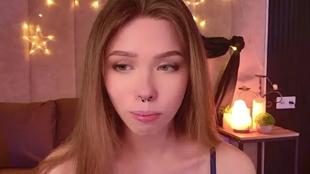 Sierra Fane online show from 04/03/26, 12:36