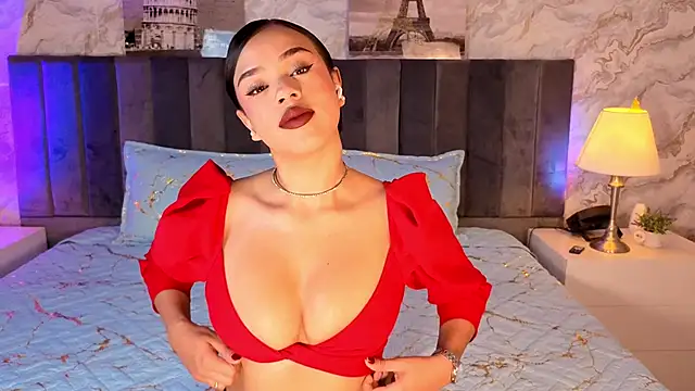 LiaHilton2 online show from 10/10/25, 01:43