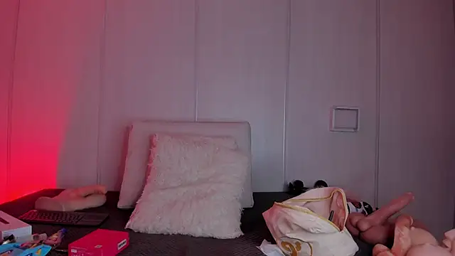 sasha riverss online show from 02/18/26, 07:32