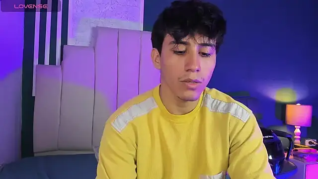 Allex Cano online show from 11/17/25, 11:16