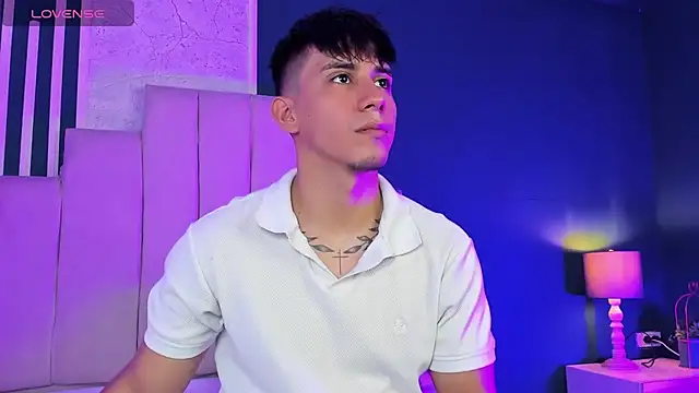 Allex Cano online show from 11/23/25, 06:19