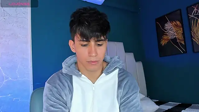 Allex Cano online show from 12/18/25, 03:45