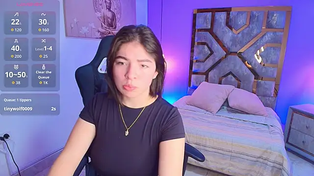 Zamira Taylor online show from 10/26/25, 04:51