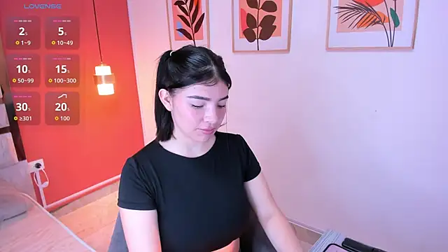 Zamira Taylor online show from 07/26/26, 10:16