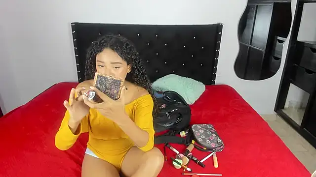 Babylatinhot11 online show from 10/16/25, 03:13