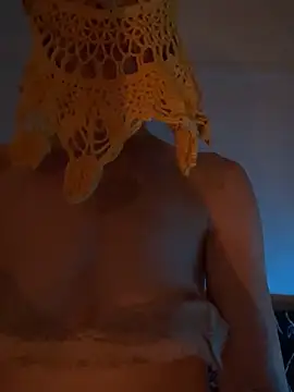 Hildas online show from 10/14/25, 05:25