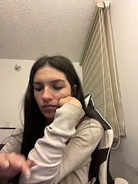 DesireLuxe online show from 11/11/25, 06:46