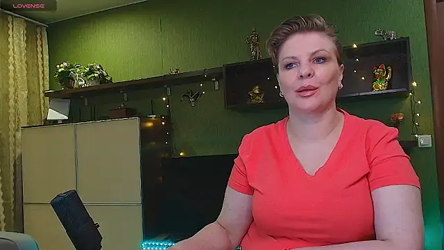 VeronikawGold online show from 03/19/26, 09:41