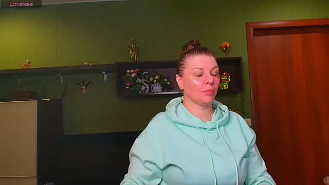 VeronikawGold online show from 04/09/26, 06:46