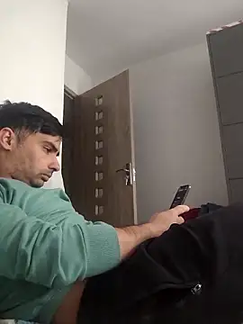 andreiiiii2025 online show from 04/02/26, 10:24