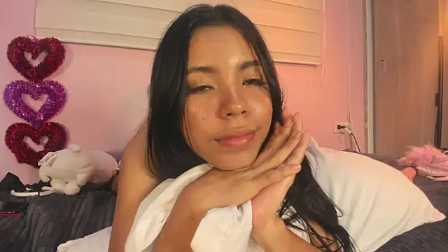 emily sweett24 online show from 03/05/25, 06:56