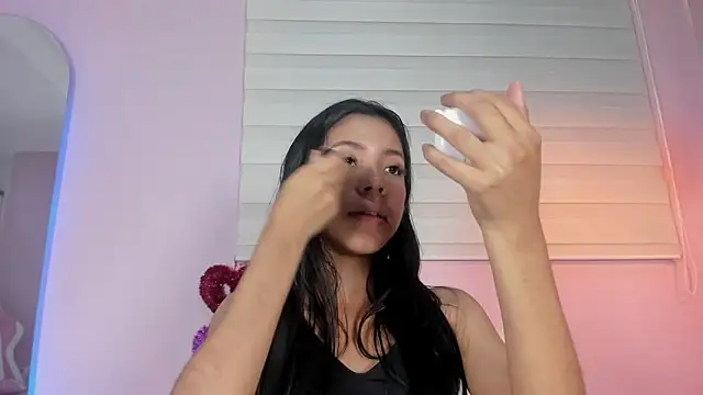 emily sweett24 online show from 03/07/25, 12:45