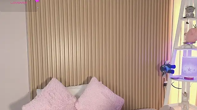 emily sweett24 online show from 03/27/26, 12:16