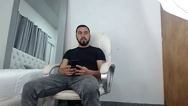 sebastian colle online show from 03/02/25, 12:01