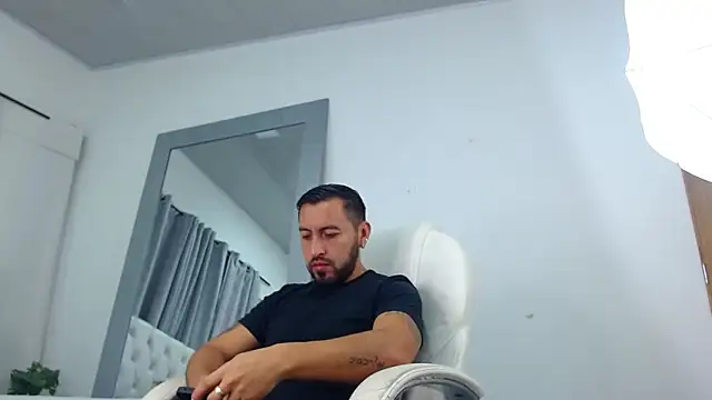 sebastian colle online show from 03/03/25, 12:16