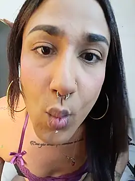 Snapshot of amydelahozgomez chatting on 06/12/26, 07:07 amydelahozgomez online show from 06/12/26, 07:07