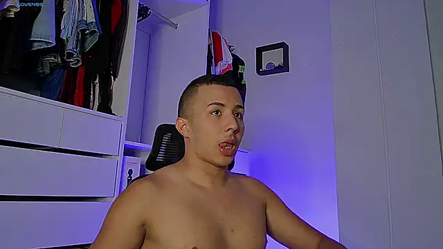 Donathoo1 online show from 09/19/25, 10:10