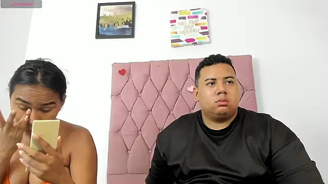 Snapshot of MICHAEL_AND_SHARON chatting on 10/09/25, 04:21 MICHAEL AND SHARON online show from 10/09/25, 04:21