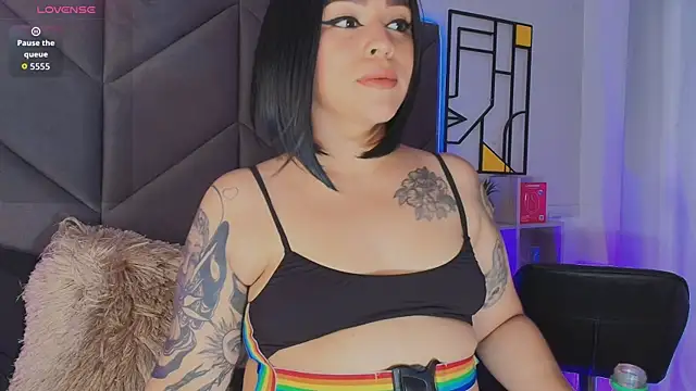 Carlaguzman  online show from 07/20/26, 07:16
