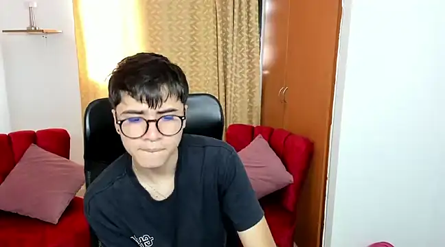 liam orion online show from 02/19/25, 06:32